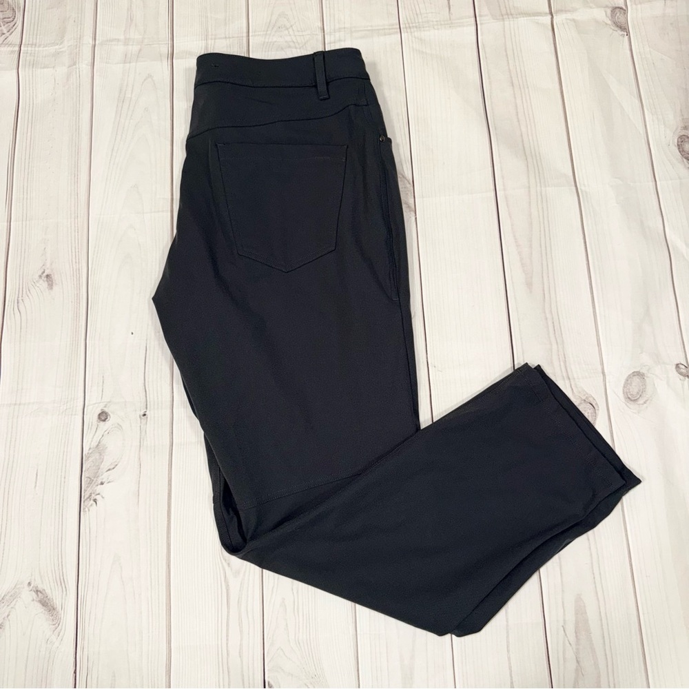 ABC Classic-Fit Warpstreme Lululemon 5 Pocket Men's Dress Pants - Size 34